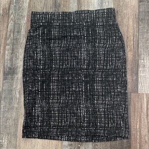 Nicole Miller black and white crosshatch pencil skirt women’s size S